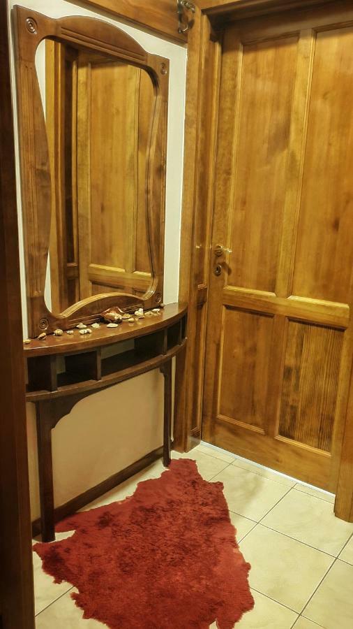 Apartment Kristi Kruševo エクステリア 写真